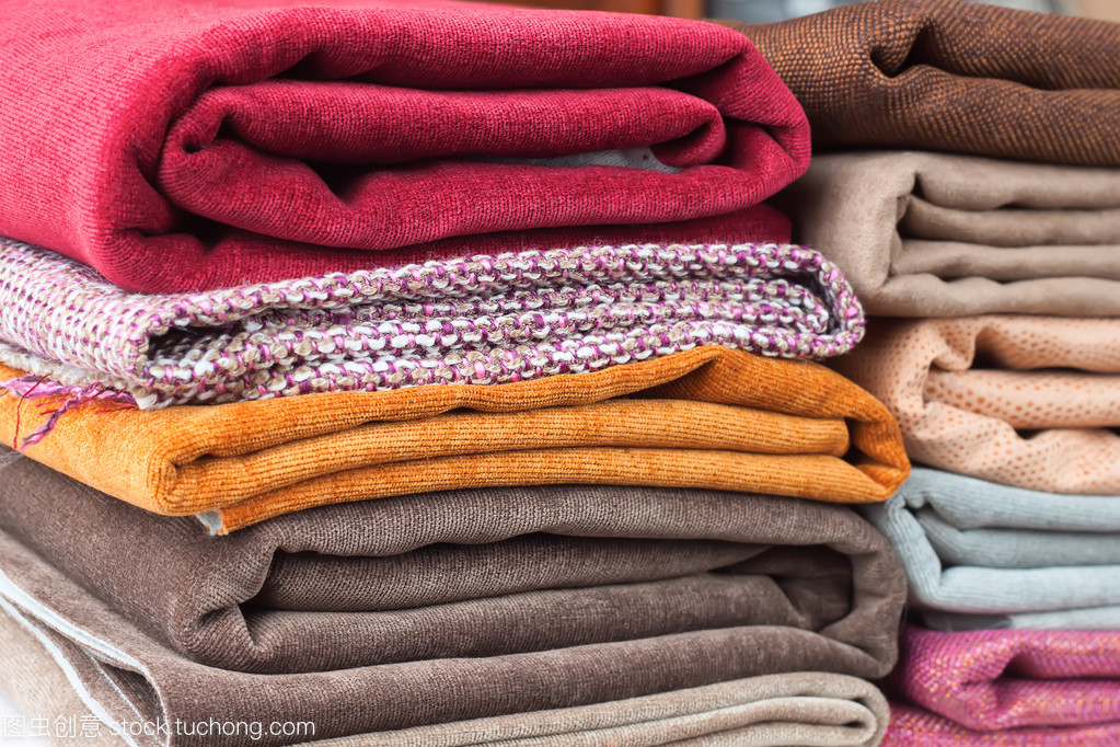 堆叠与折叠 纺织品的创新维度