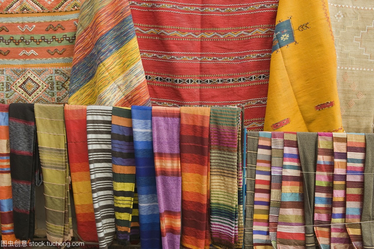 色彩鲜艳的纺织品 全帧针织品及原料批发概述